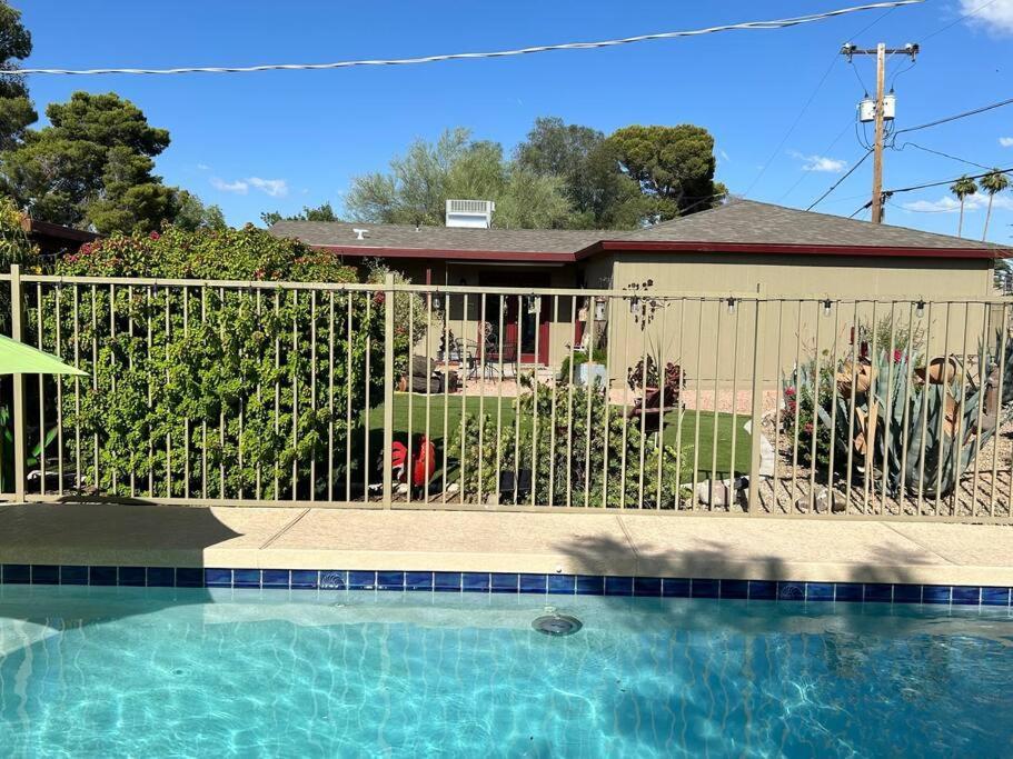 Encanto Cactus Flower Casita Phoenix Exterior photo